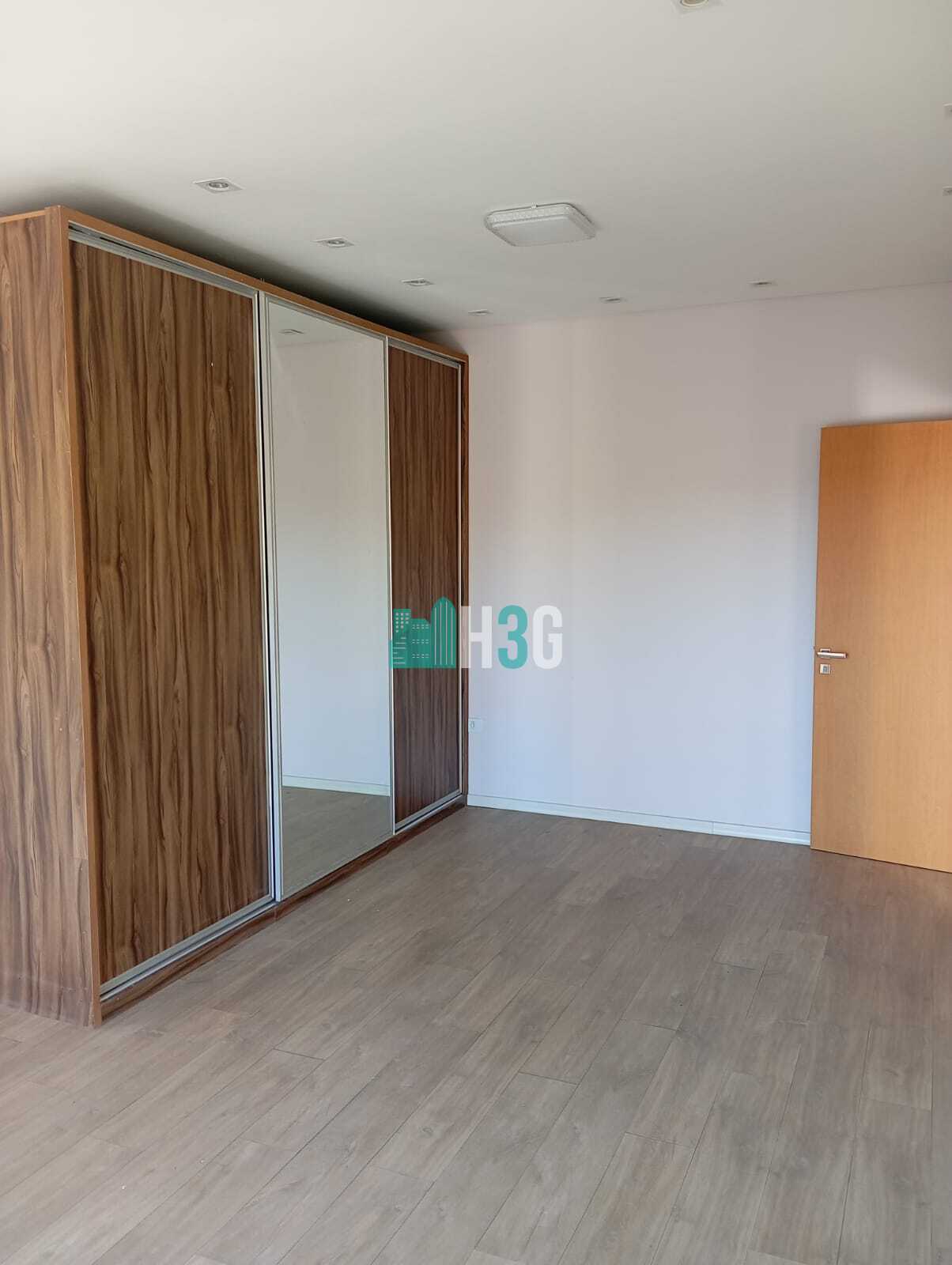 Sobrado à Venda na Vila Social em Apucarana/Pr