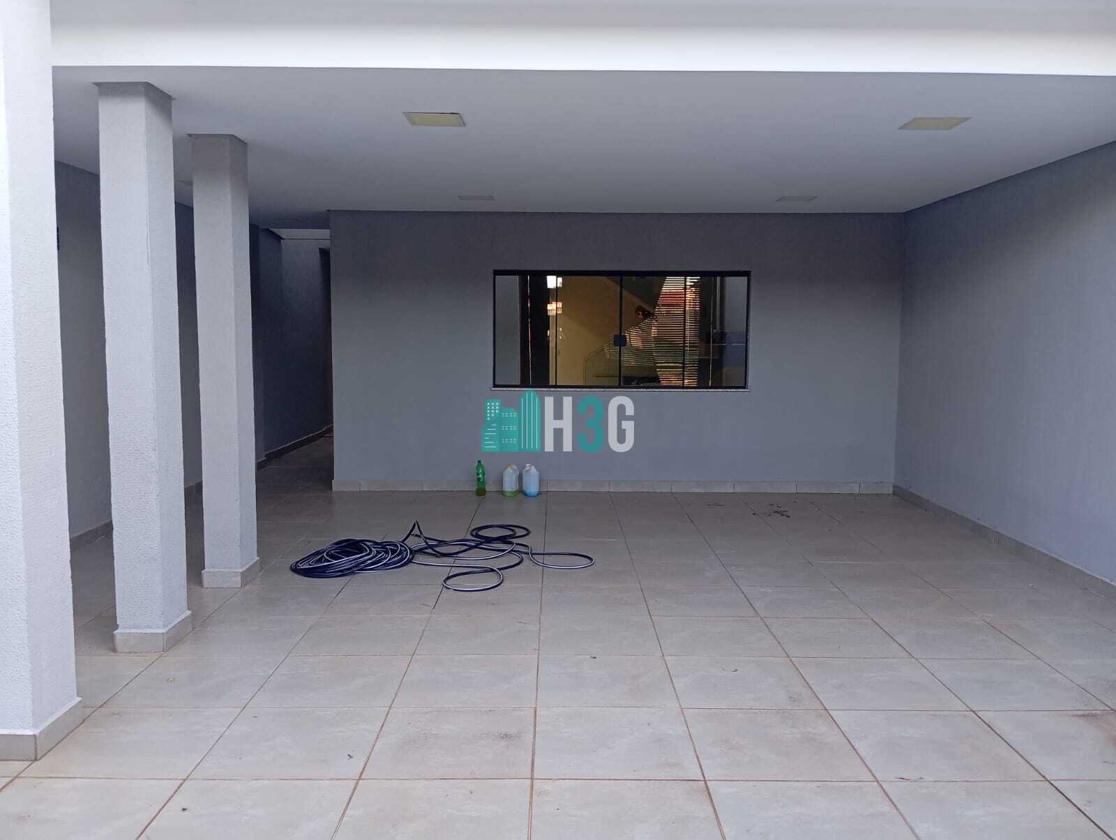 Sobrado à Venda na Vila Social em Apucarana/Pr