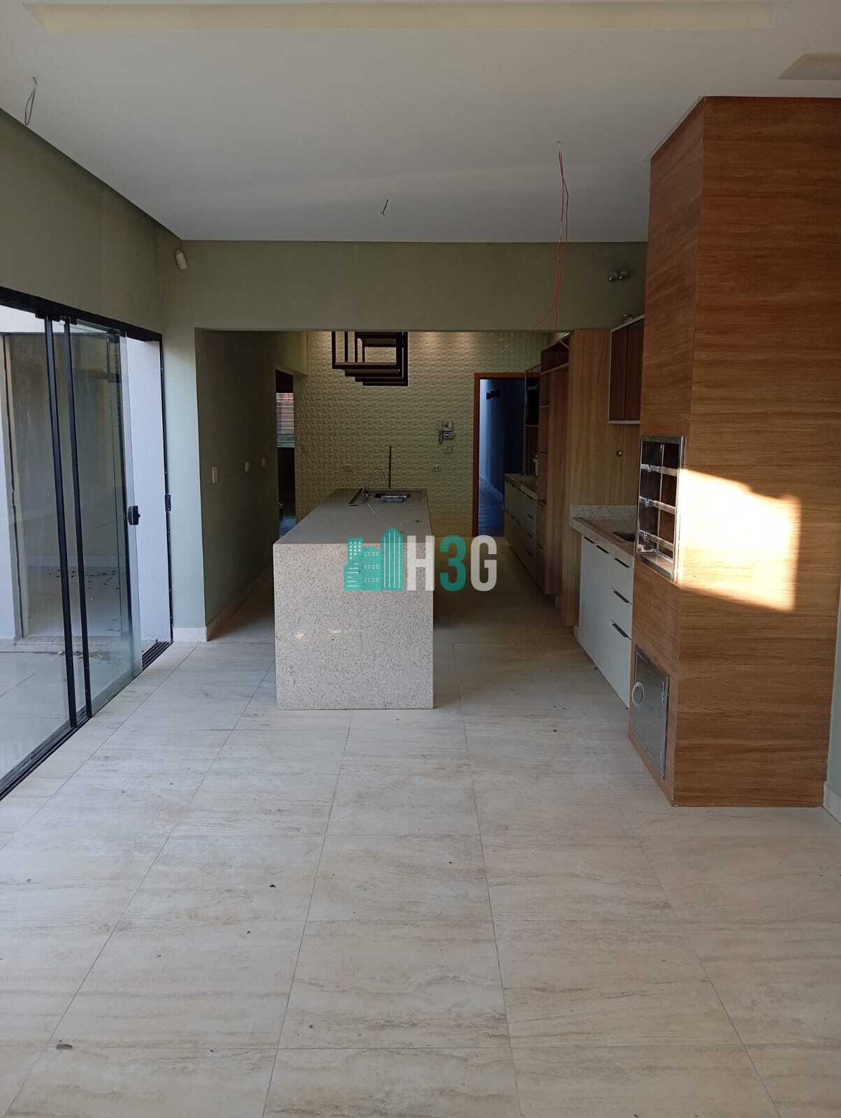 Sobrado à Venda na Vila Social em Apucarana/Pr